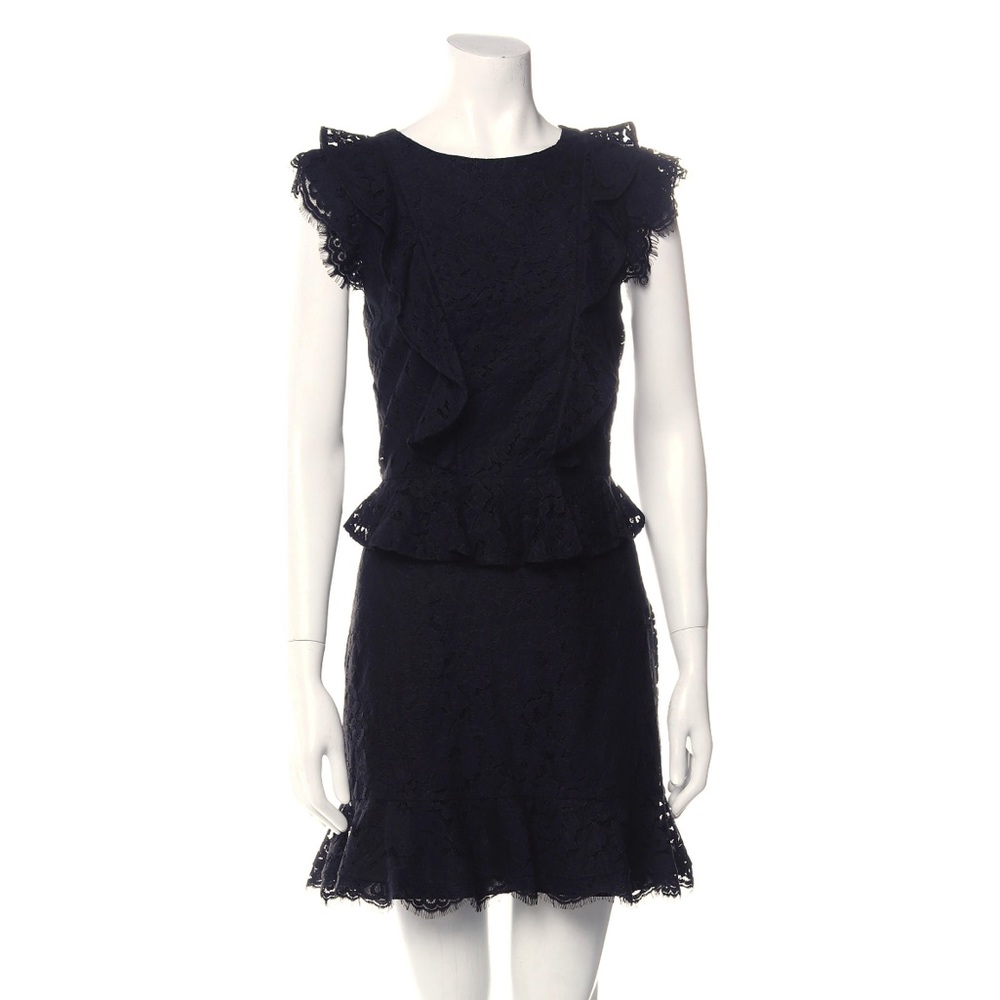 Josie crew neck mini dress. Great condition. Size 6 fully Lace bodice, ruffles